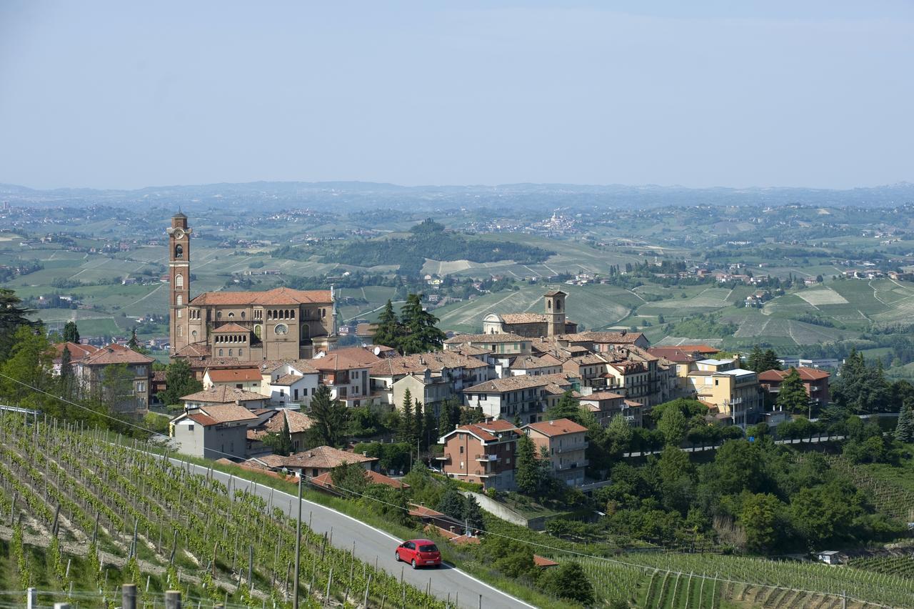 Albergo Castiglione Langhe 郎世宁蒂内拉 外观 照片