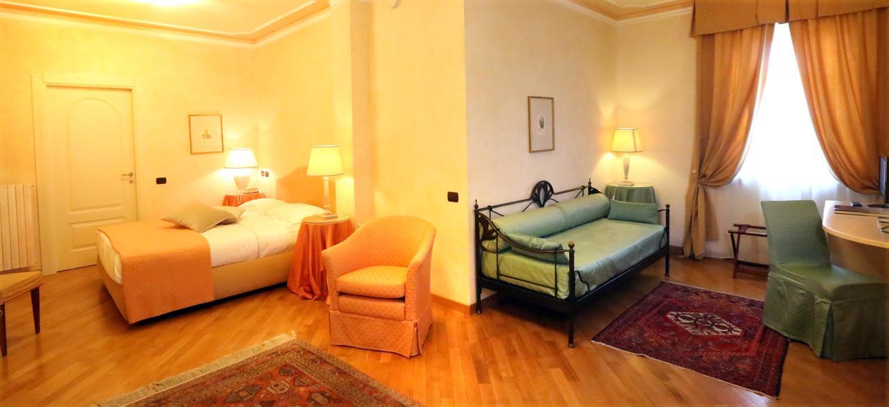 Albergo Castiglione Langhe 郎世宁蒂内拉 外观 照片