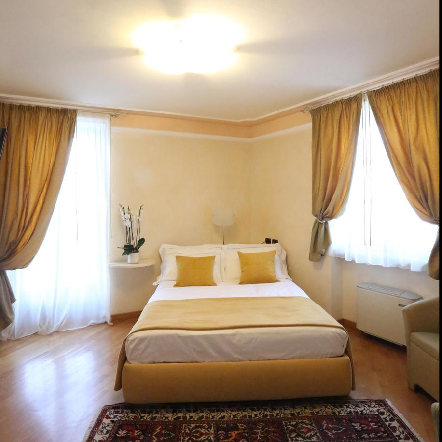 Albergo Castiglione Langhe 郎世宁蒂内拉 外观 照片