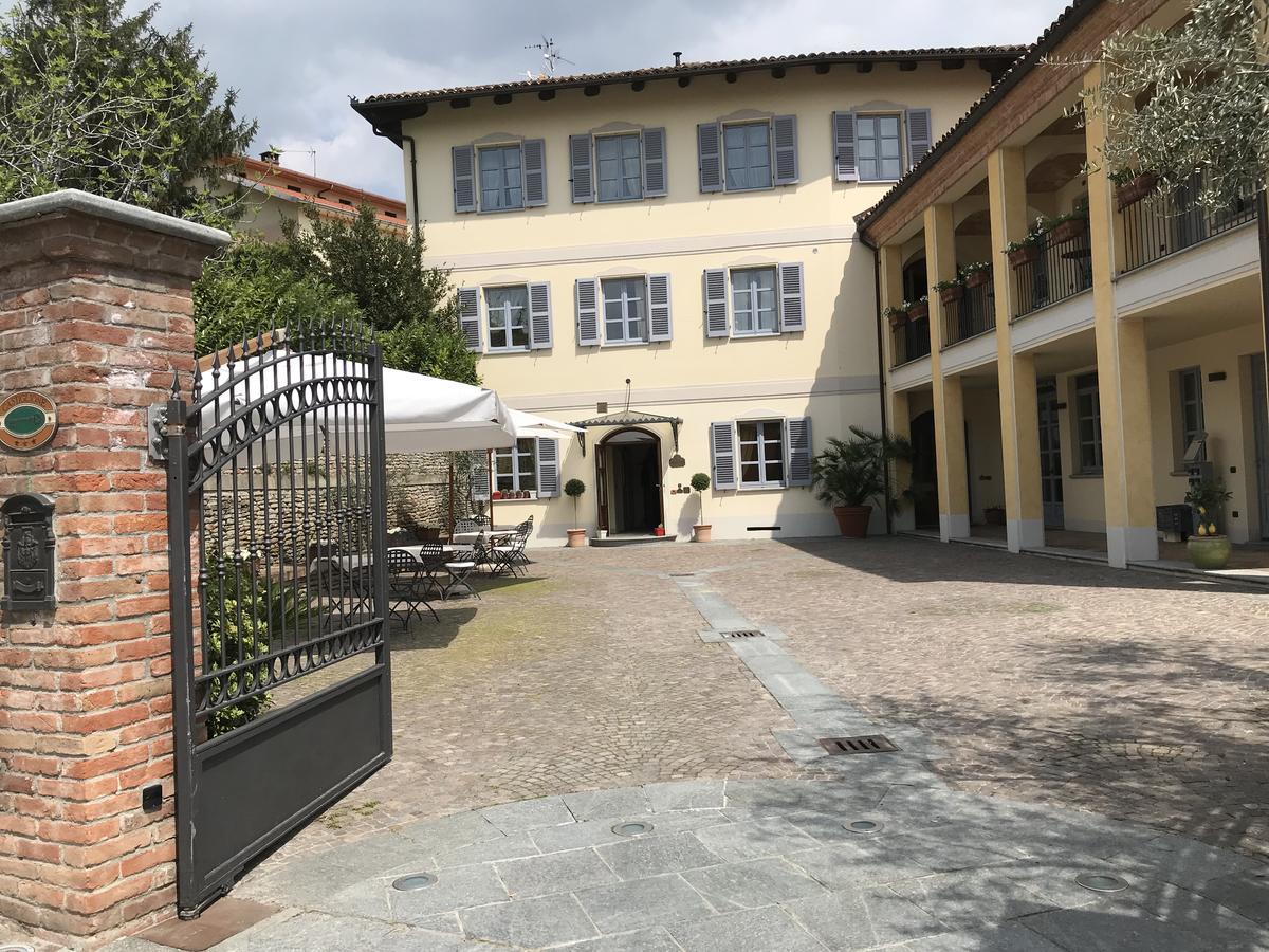 Albergo Castiglione Langhe 郎世宁蒂内拉 外观 照片